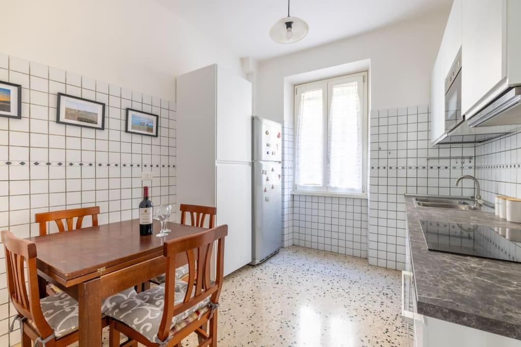 La Casa Dei Balocchi - 200 M Dalla Metro Bologna Appartement