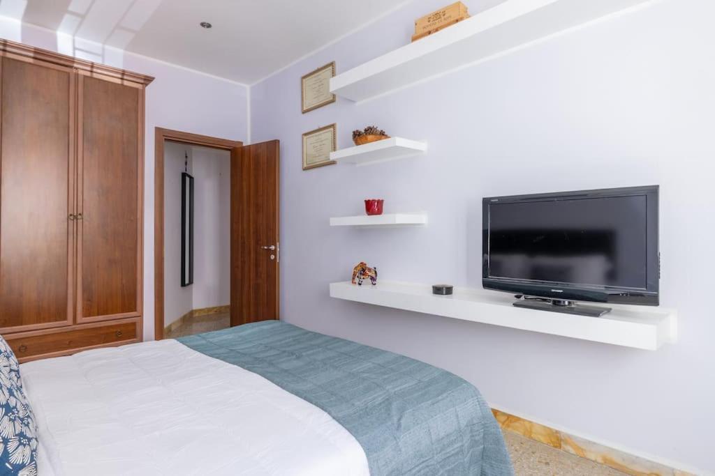 Apartment La Casa Dei Balocchi - 200 M Dalla Metro Bologna Rome